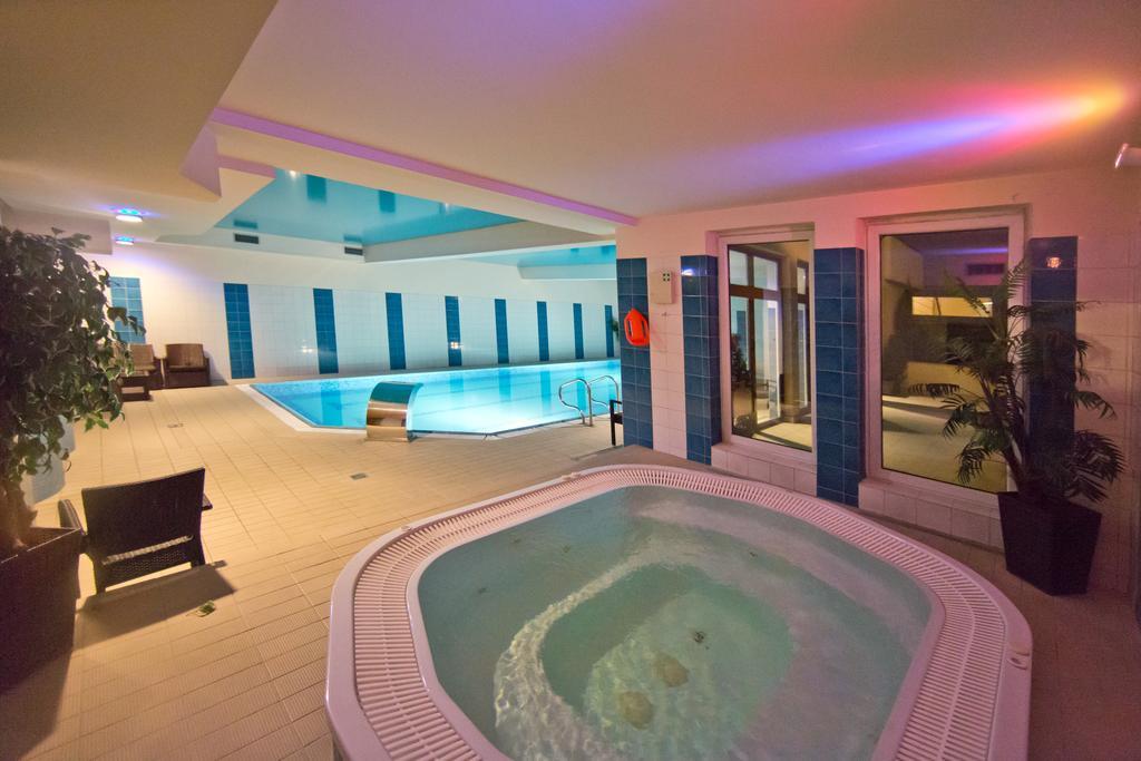 Hotel Kameralny Kielce Bagian luar foto
